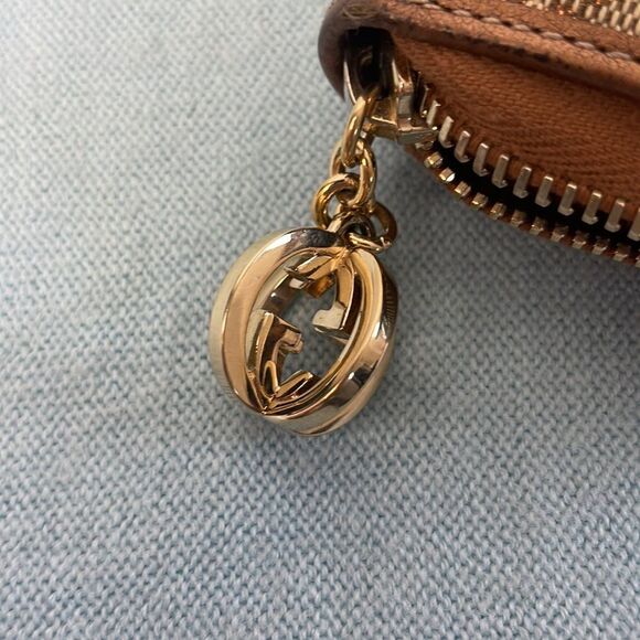 Gucci Brown Logo Continental Wallet - Picture 5 of 5